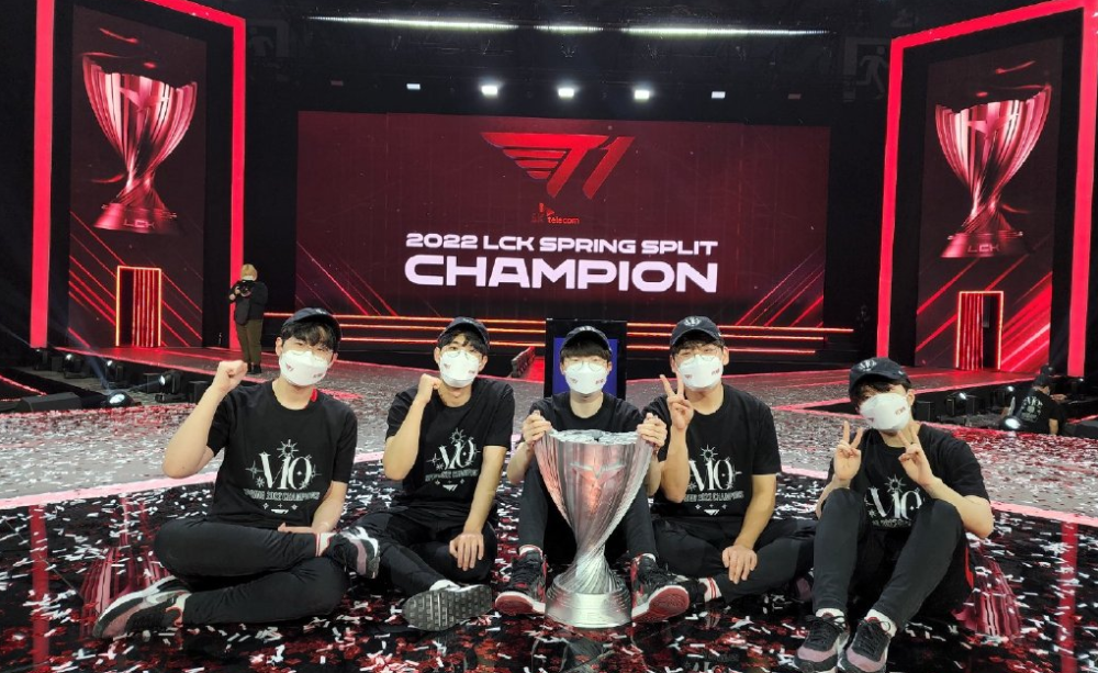 在足球比赛 在足球比赛