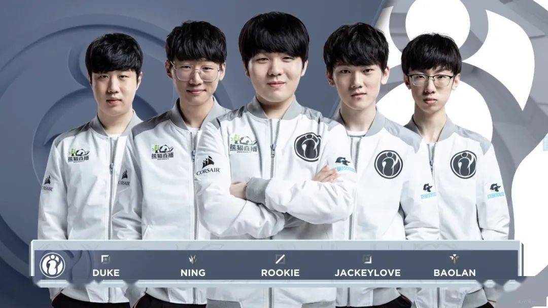 两支球队都 两支球队都