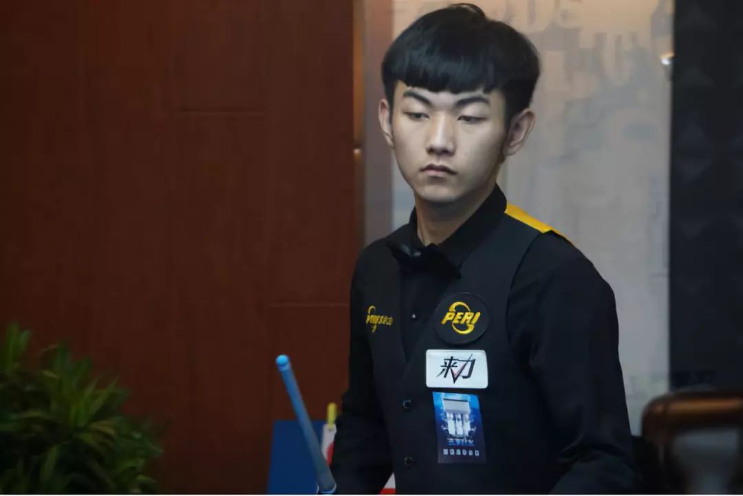 向更加辉煌 向更加辉煌